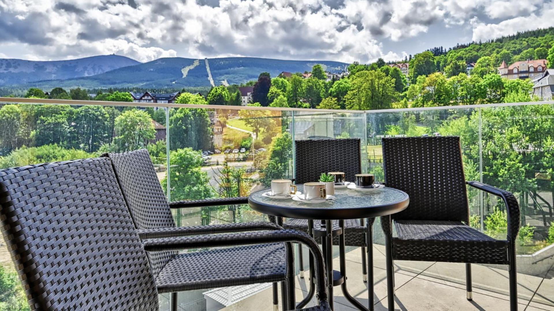 Apartamenty Widokowe Panorama Karkonoszy By Royal Aparts Karpacz Buitenkant foto